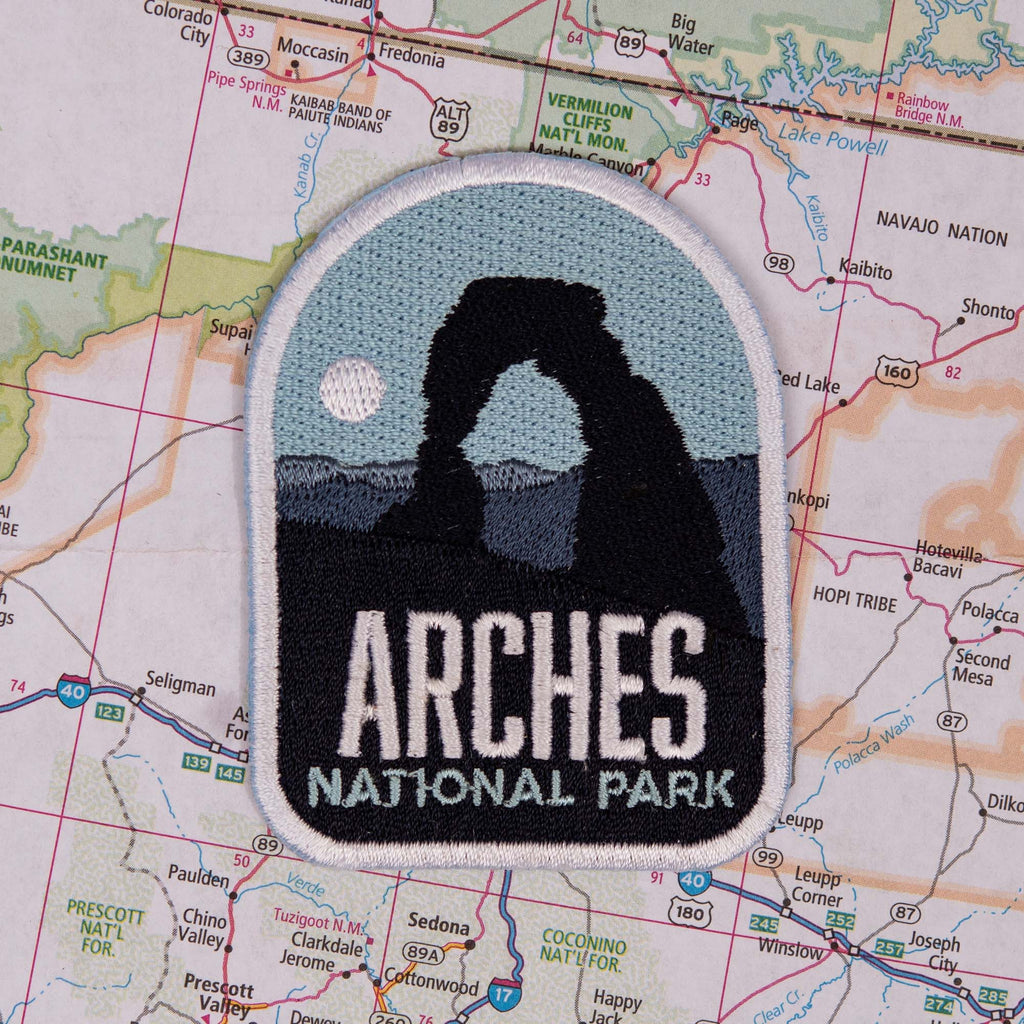 Arches patch on a map background